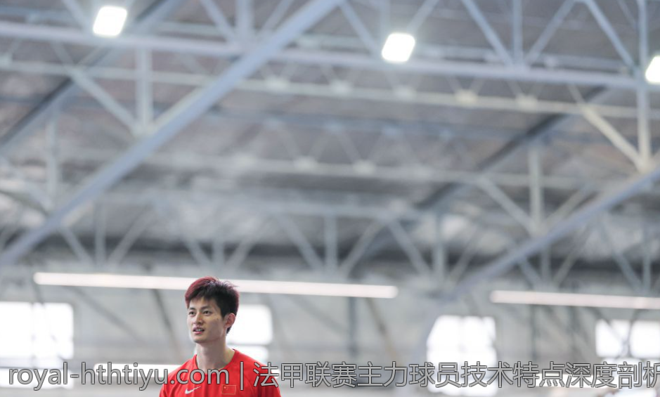 法甲联赛主力球员技术特点深度剖析